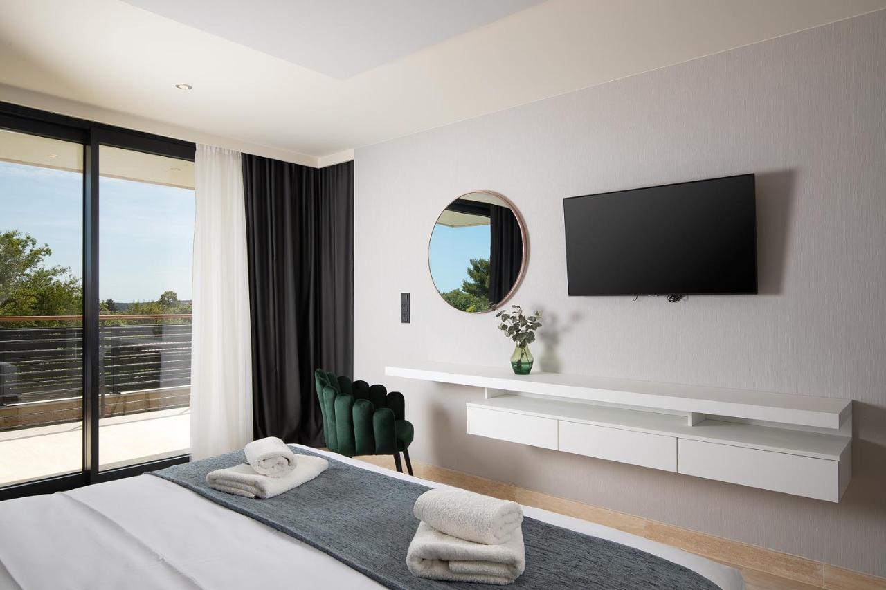 Boutique Apartments Kristo Medulin Exterior foto